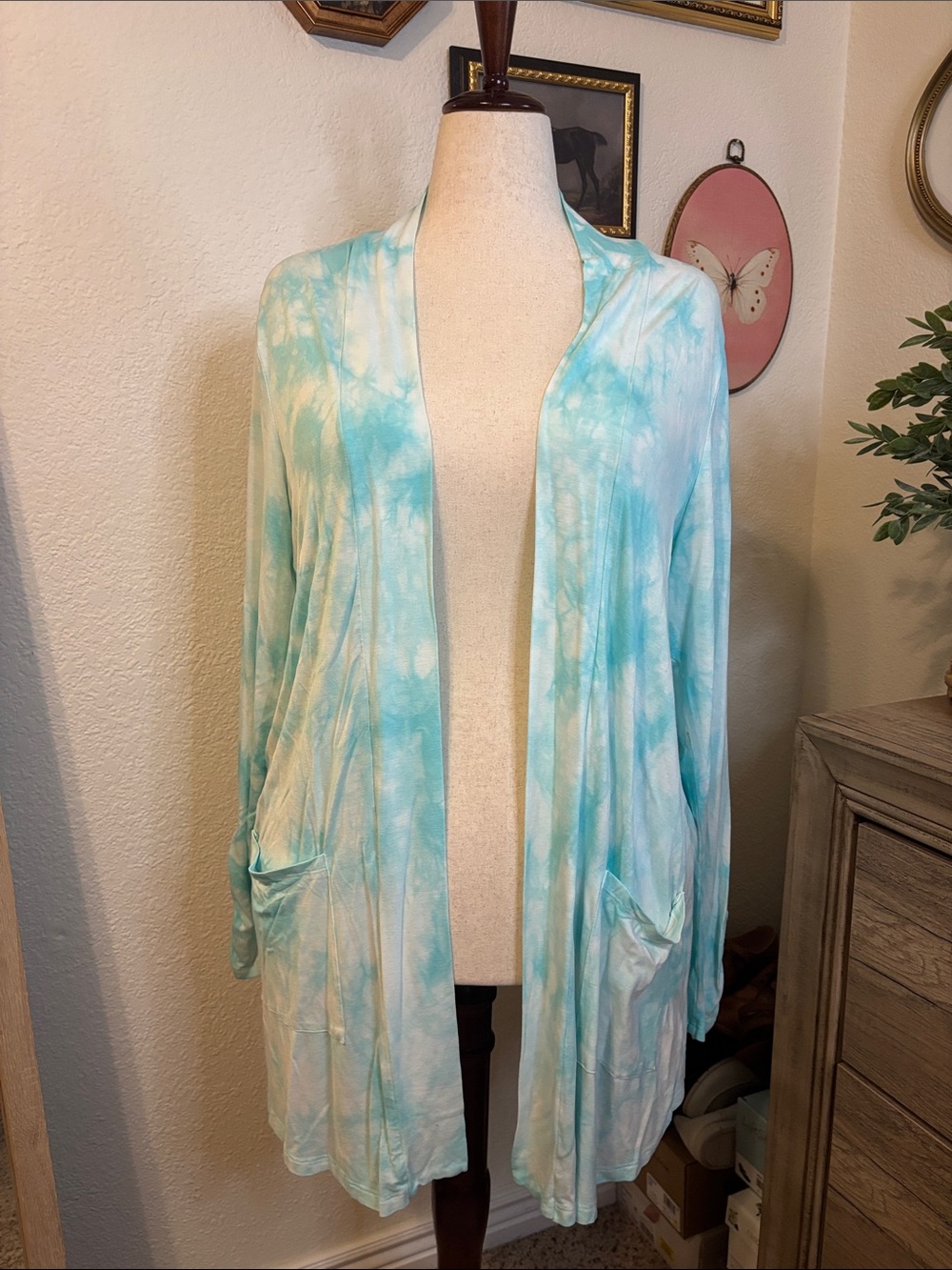 Torrid Super Soft Knit Open Front Over Piece-Light Aqua Tie-Dye- Size 2X